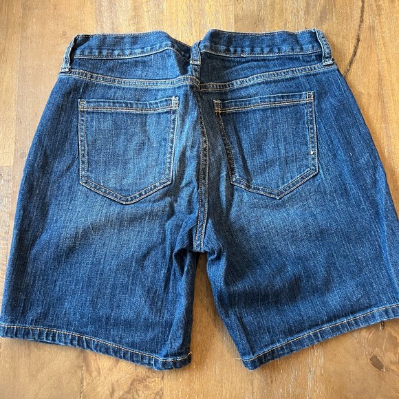 old navy - the sweetheart denim shorts - size 2 - Picture 2 of 5